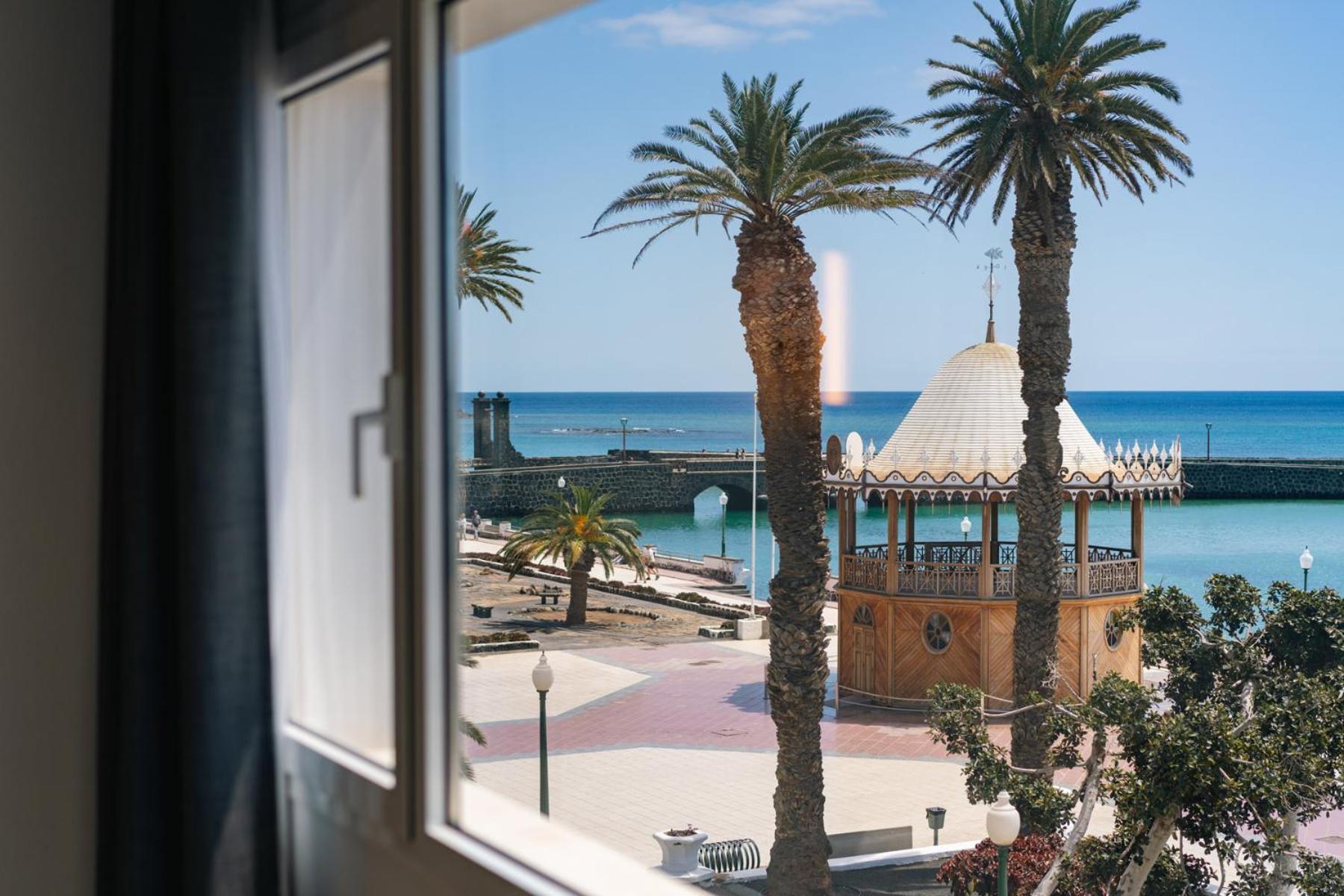 ארסיפה Blue Marina Suites - Boutique Apartments מראה חיצוני תמונה
